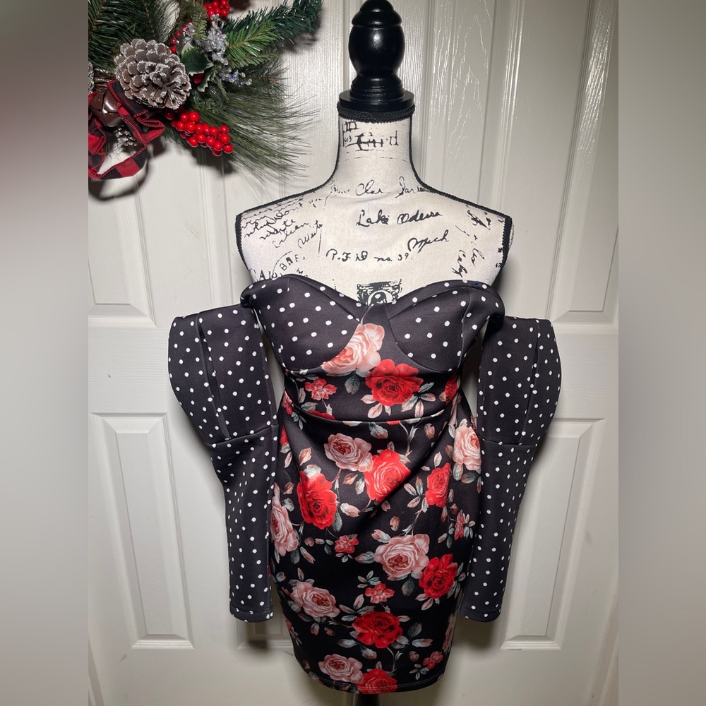 ASOS Brand New Floral scuba material dress size 10 good stretch